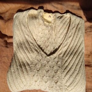 Anthropologie Cream V-Neck Cable Knit Sweater